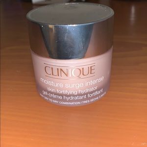 Clinique moisture
